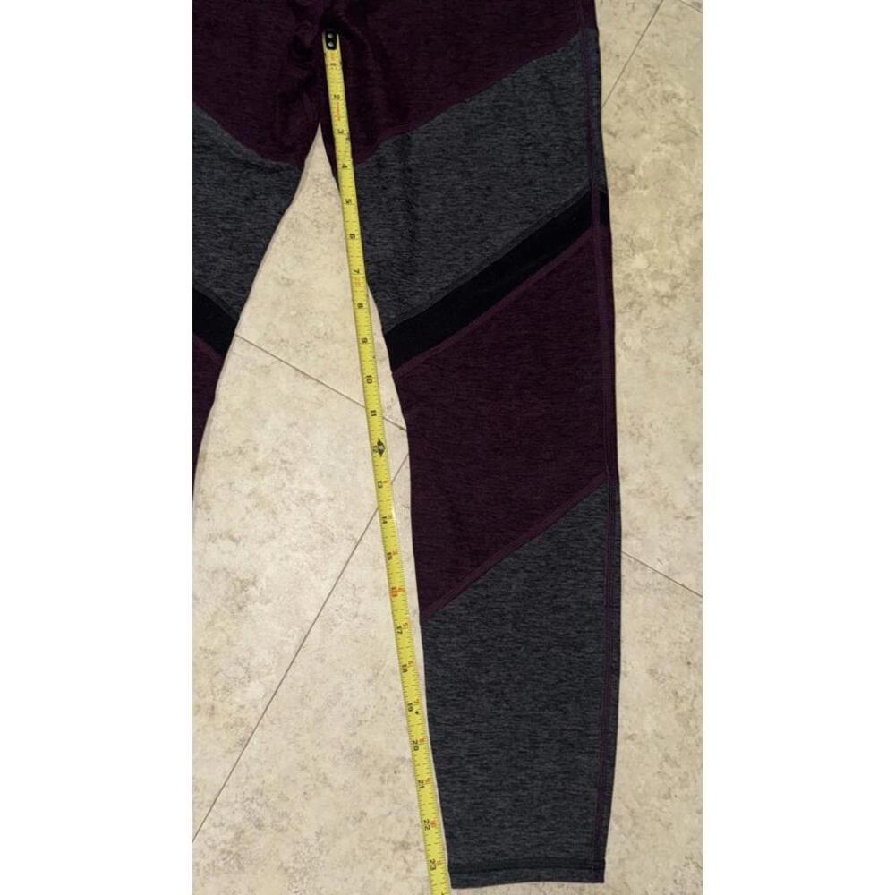 ALO Yoga Leggings Striped Gray/maroon Women Medium Ribbed Waist Fall Dark Goth - Picture 9 of 16